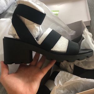 Steve Madden size 7.5 chunky sandals